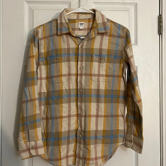GAP Other - Gap plaid shirt in sz XL